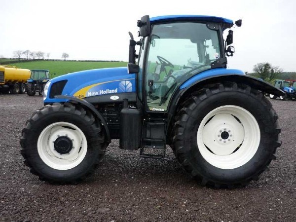 New Holland T 6050